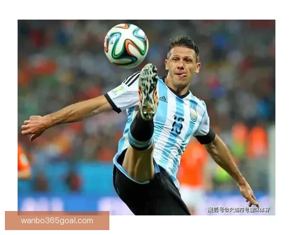 穆里奇关键时刻挺身而出成功拯救德米凯利斯全程回顾